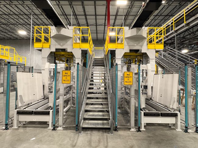 double units of semi-automatic mixed palletizer on customer site